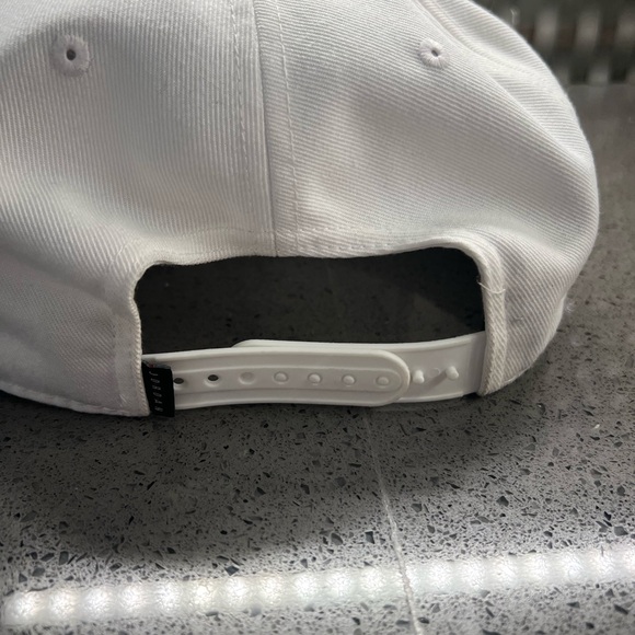 White Jordan Cap with Black Logo - Picture 4 of 8